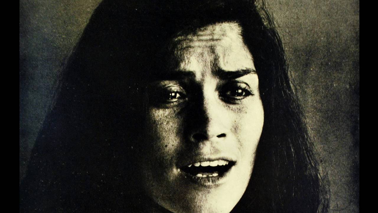  The Enchanting Spell of the Venezuelan Lady 